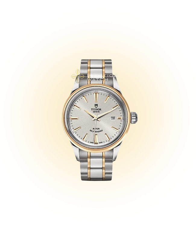 M12103-0002 Tudor Style 28